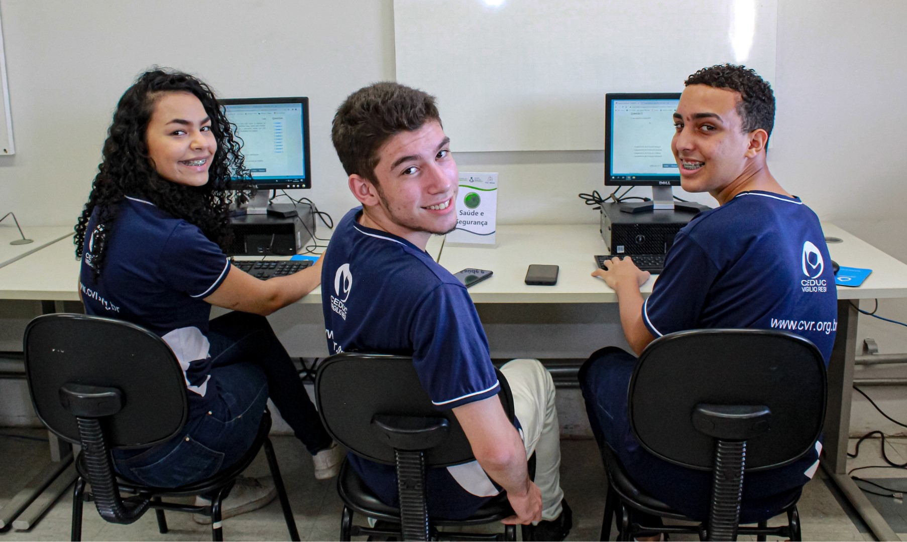 Metodologia “Educar Trabalhando” do CEDUCVR recebe certificação da Fundação Banco do Brasil como tecnologia social